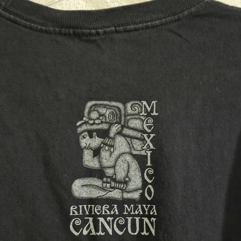 Calendario Maya/ Mexico/ Cancun Black T-Shirt, Size XL. - Picture 7 of 12